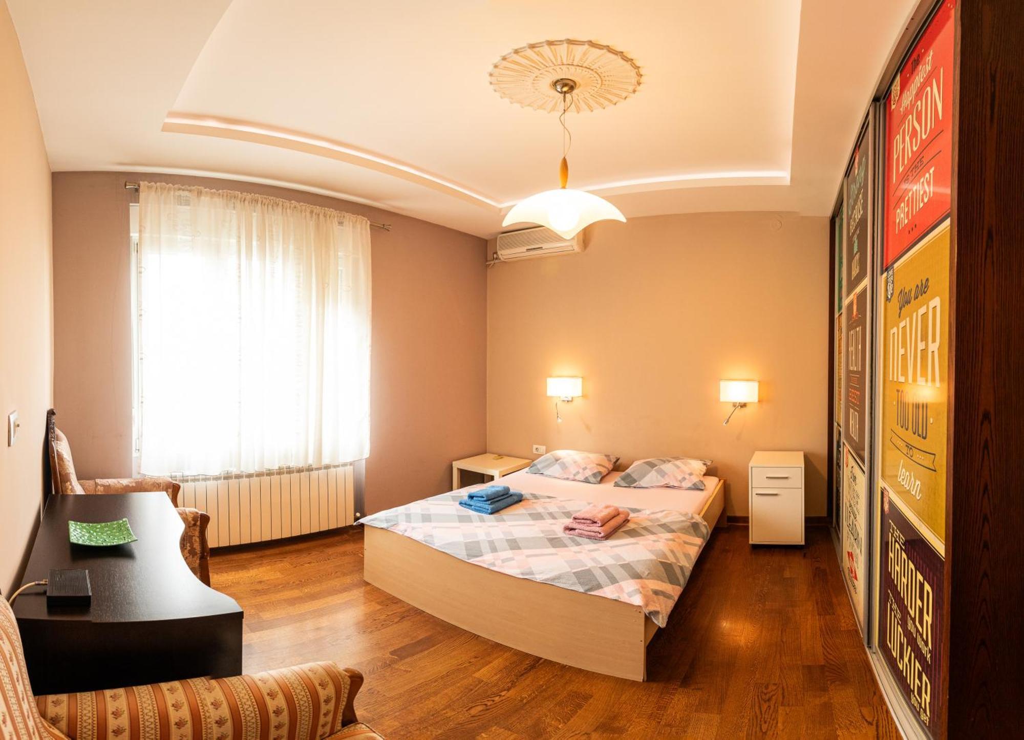 City Center Apartment เบลเกรด ภายนอก รูปภาพ